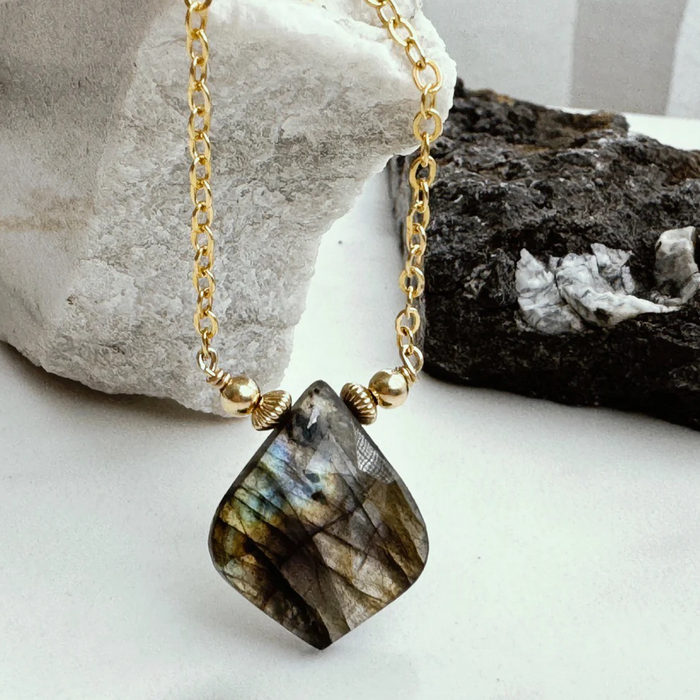 Blue Flash Labradorite Sacred Geometry - ISHKJEWELS